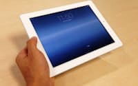 米アップル製タブレット「iPad」。タブレットは、起動が早く、タッチ操作ができるので、客先で資料などを見せる用途に向く