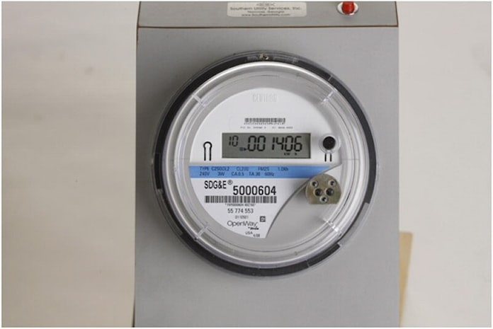 相次ぐスマートメーター設置拒否 米電力会社の憂鬱 日本経済新聞