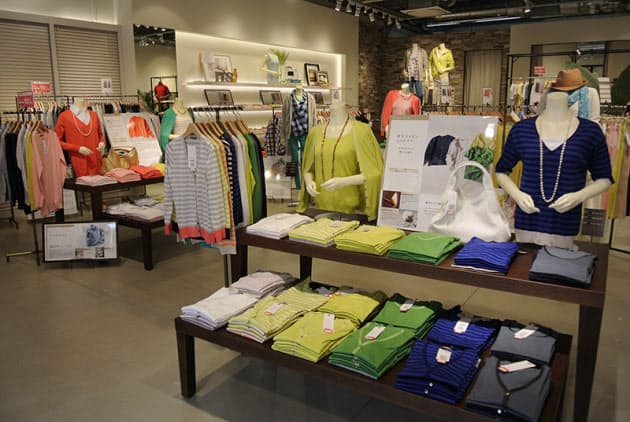 酒々井アウトレット 増床で カジュアル化 加速 Nikkei Style 酒々井アウトレット 増床で カジュアル化 加速 Nikkei Style