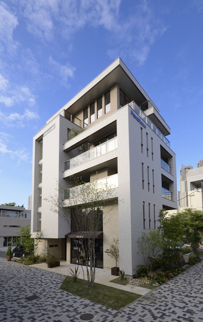 日本初の6階建てモデルハウス 相続税が追い風に 日本経済新聞 日本初の6階建てモデルハウス 相続税が追い風に 日本経済新聞