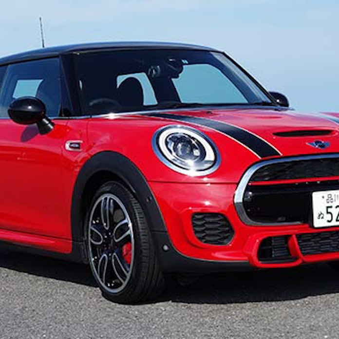 ミニ最強モデル 231馬力で0 100km H加速は6 1秒 日本経済新聞 ミニ最強モデル 231馬力で0 100km H加速は6 1秒 日本経済新聞