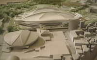 7月7日の日本スポーツ振興センター（JSC）の有識者会議で展示された新国立競技場の模型。この案は白紙撤回された（写真:日経アーキテクチュア）