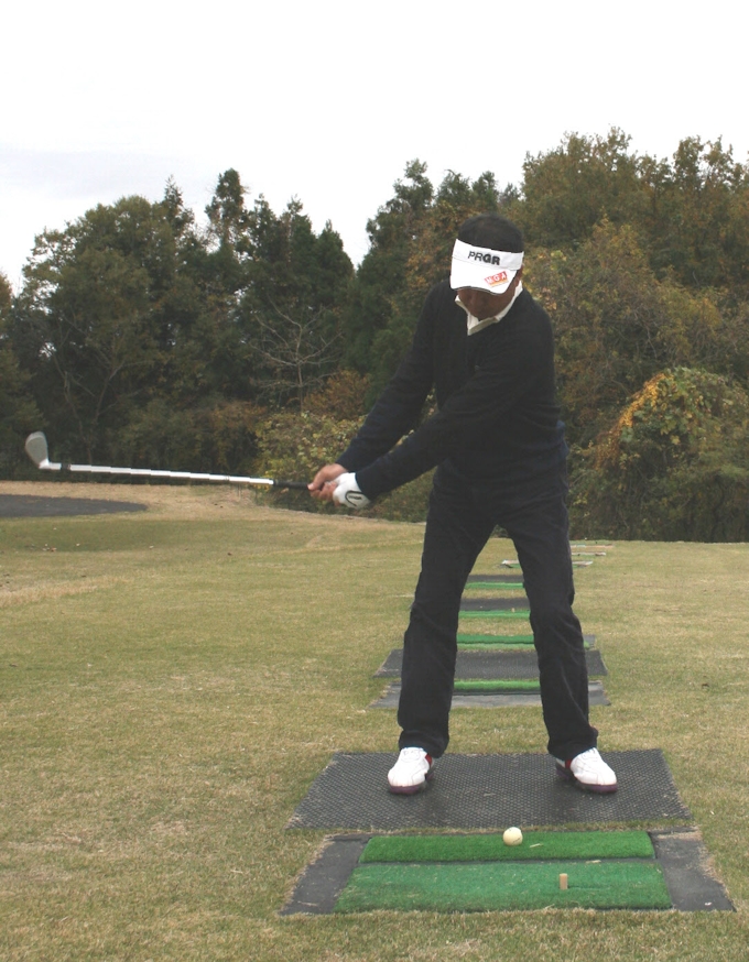 ダウンブローがマスターできる12のドリル 下 日本経済新聞