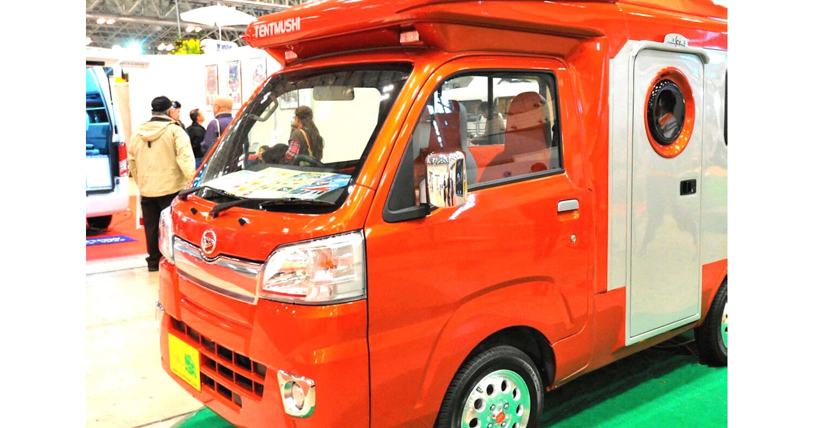 小型 手ごろなキャンピングカー 女性に人気の車種も Nikkei Style