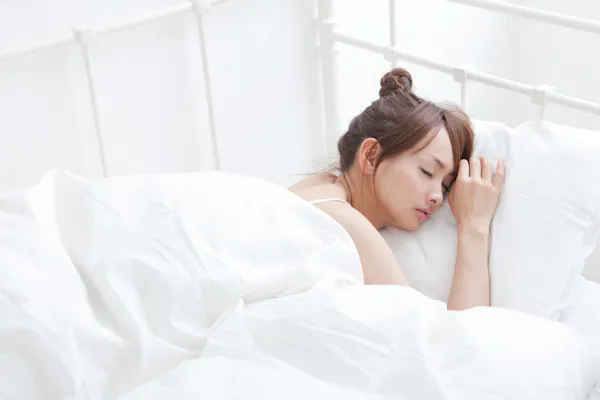 明るい寝室は不眠のもと 暗い朝は寝坊のもと Nikkei Style