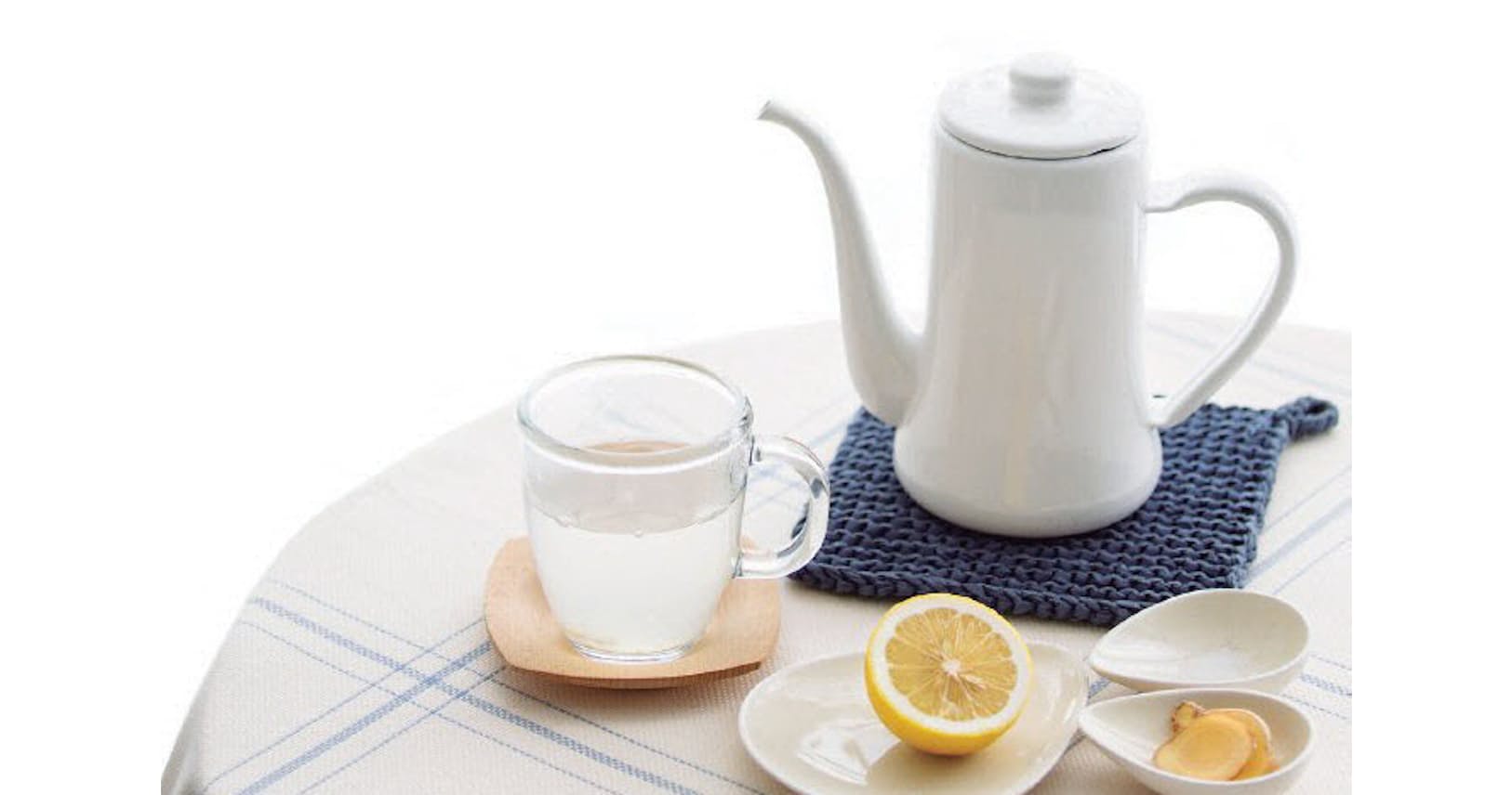 朝1杯のレモン白湯 でスルスルやせる Woman Smart Nikkei Style