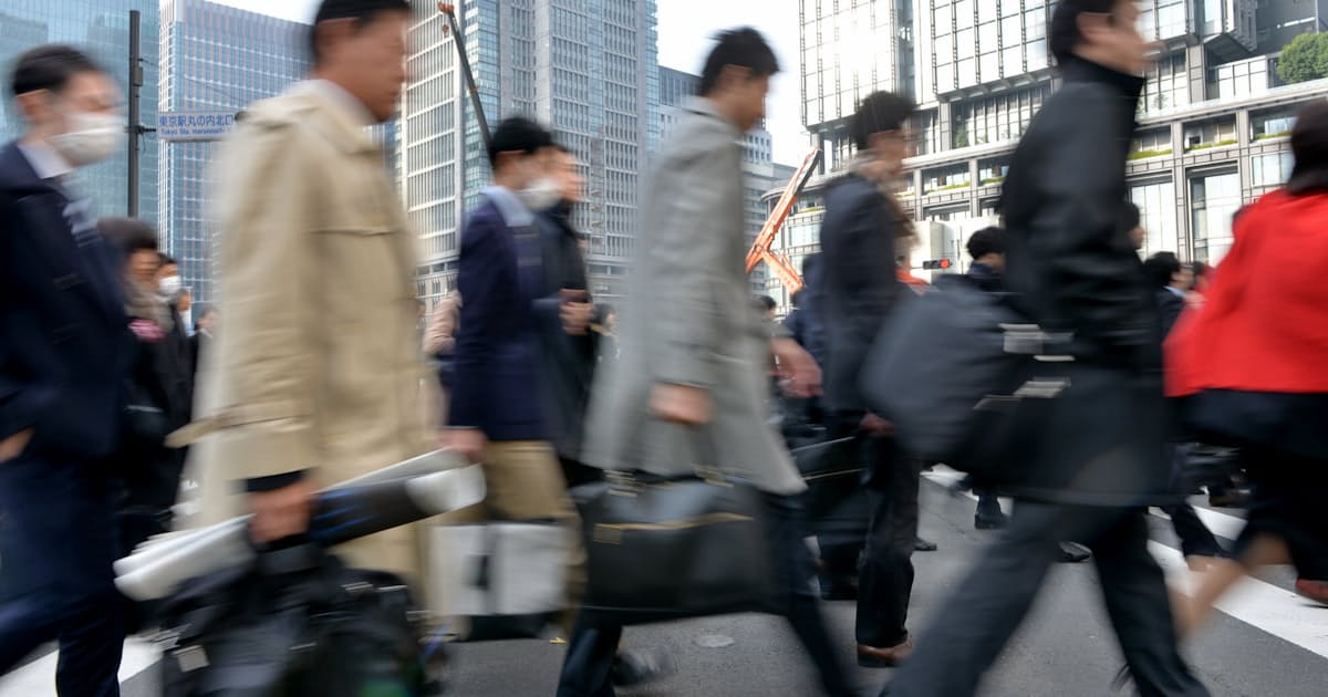 投資銀行 コンサル 商社 あこがれ企業1年目の現実 日本経済新聞