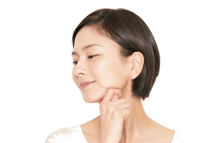 目の下に伸びる老けライン ゴルゴライン も消せる Nikkei Style 目の下に伸びる老けライン ゴルゴライン も消せる Nikkei Style