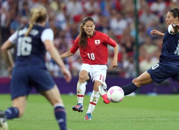 なでしこ 誇れる銀 世界に伝えた女子サッカーの魅力 日経bizgate なでしこ 誇れる銀 世界に伝えた女子サッカーの魅力 日経bizgate