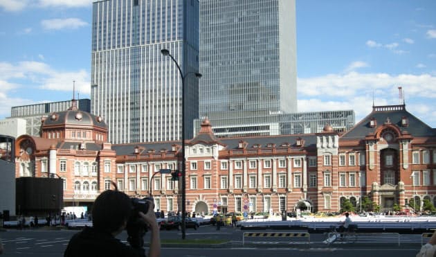東京駅上空は500億円 復元資金を稼いだ空中権とは 日経bizgate 東京駅上空は500億円 復元資金を稼いだ空中権とは 日経bizgate