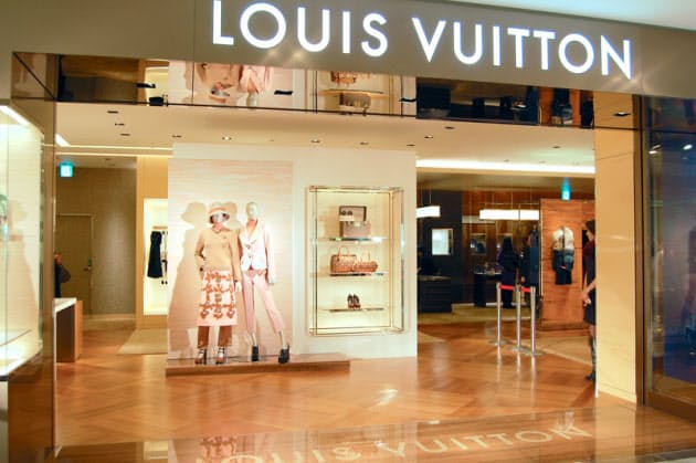 百貨店離れが進む代女性を 戦略的ターゲット に 先行開業した 劇場型百貨店 Nikkei Style 百貨店離れが進む代女性を 戦略的ターゲット に 先行開業した 劇場型百貨店 Nikkei Style