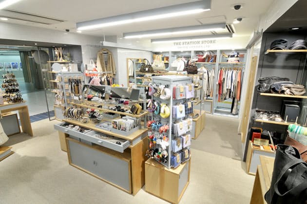 外資や大手も続々参戦 ブランド企業が狙う 駅ナカ の光と影 フード レストラン Nikkei Style 外資や大手も続々参戦 ブランド企業が狙う 駅ナカ の光と影 フード レストラン Nikkei Style