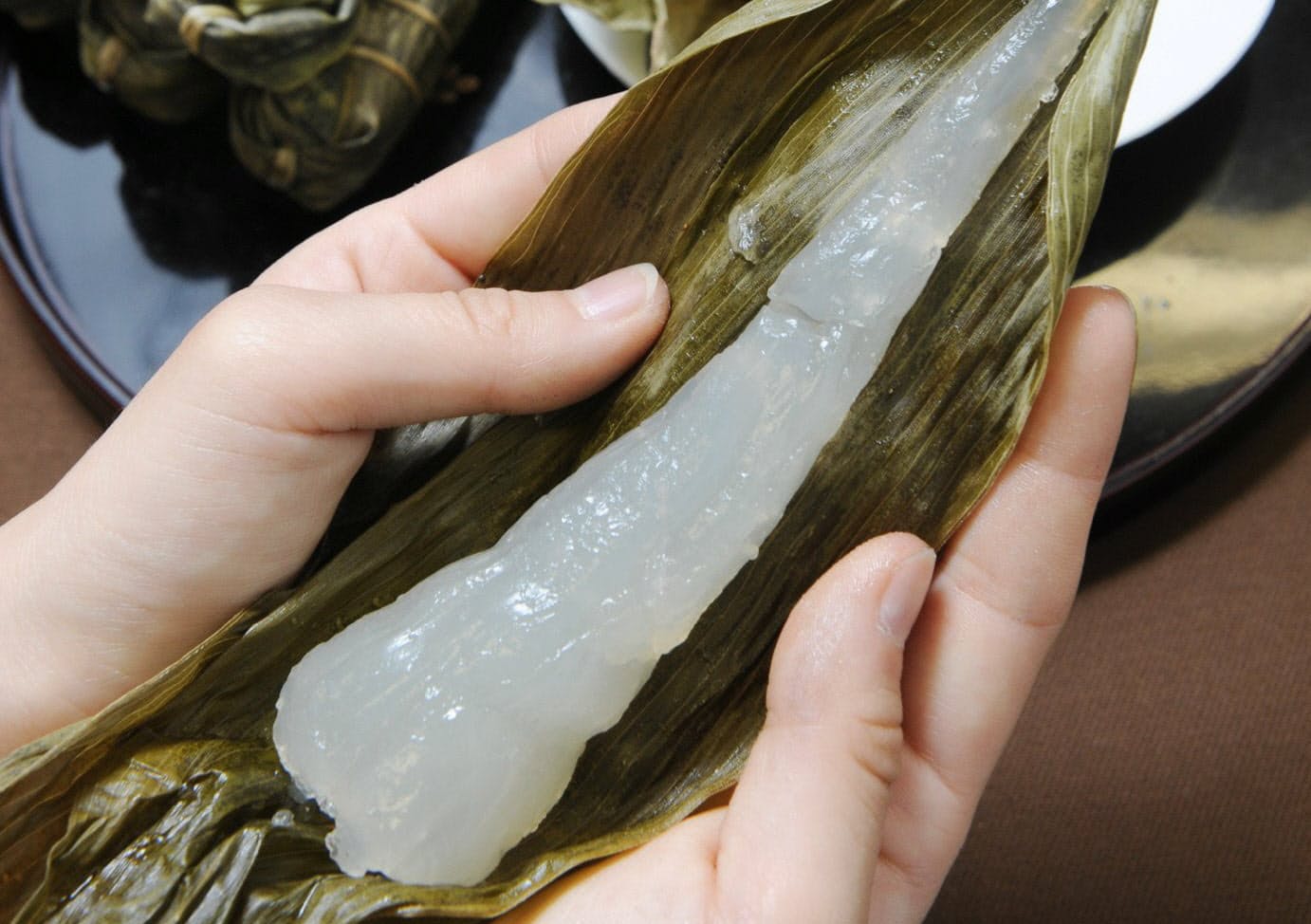 ちまきvsかしわ餅 端午の節句の定番 東西差の謎 Nikkei Style ちまきvsかしわ餅 端午の節句の定番 東西差の謎 Nikkei Style