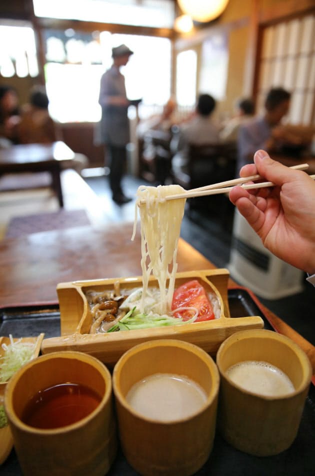 つるっ もちっ 宮城の白石うーめん 東北麺紀行 1 日経bizgate