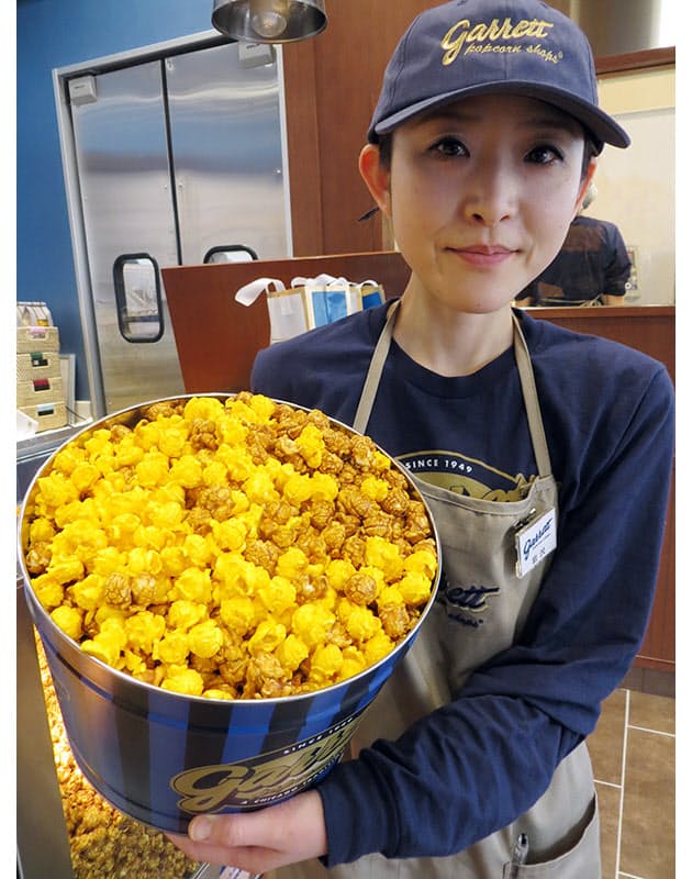 高級からb級グルメまで 食が充実 成田空港から車で10分 アウトレット開業の狙い Nikkei Style 高級からb級グルメまで 食が充実 成田空港から車で10分 アウトレット開業の狙い Nikkei Style