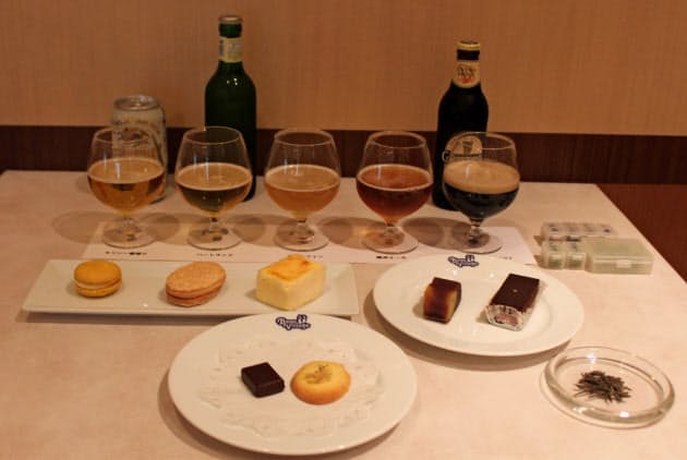 スイーツをつまみ ビールを 相性の良さにもう1杯 Nikkei Style