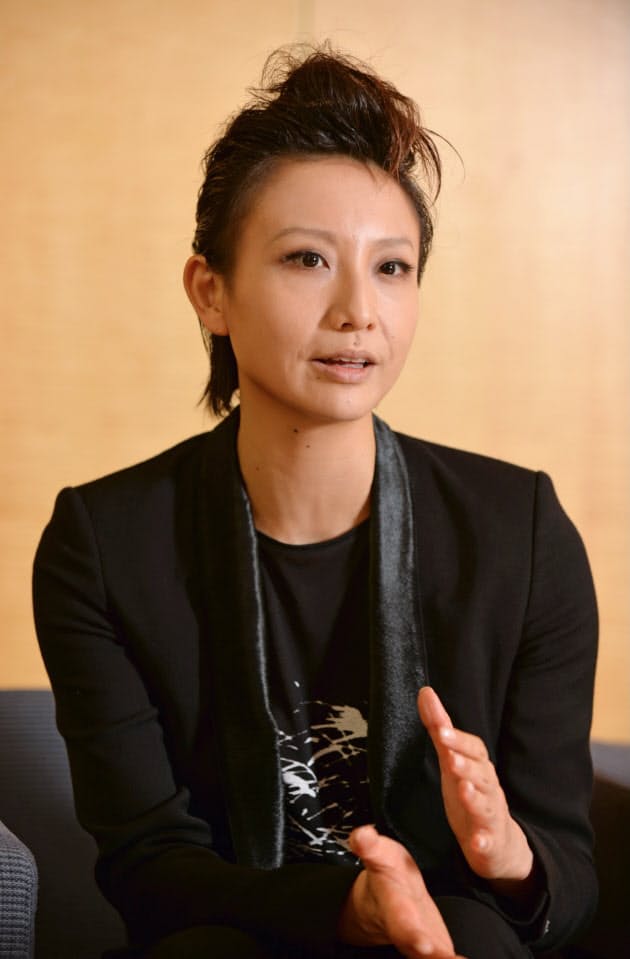 不器用だから続けられた 大空祐飛さん飛躍の秘訣 Nikkei Style 不器用だから続けられた 大空祐飛さん飛躍の秘訣 Nikkei Style