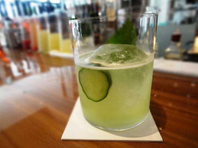 キュウリとジンのカクテルとは 米高級飲食店が上陸 日経bizgate キュウリとジンのカクテルとは 米高級飲食店が上陸 日経bizgate