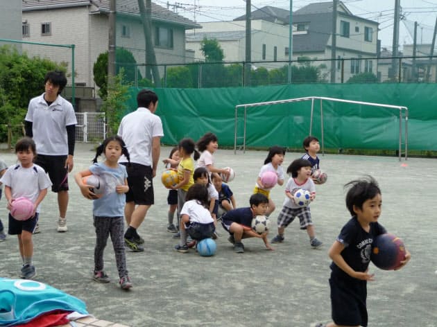幼稚園は待機児童を減らせるか 各地で支援の動き Nikkei Style 幼稚園は待機児童を減らせるか 各地で支援の動き Nikkei Style