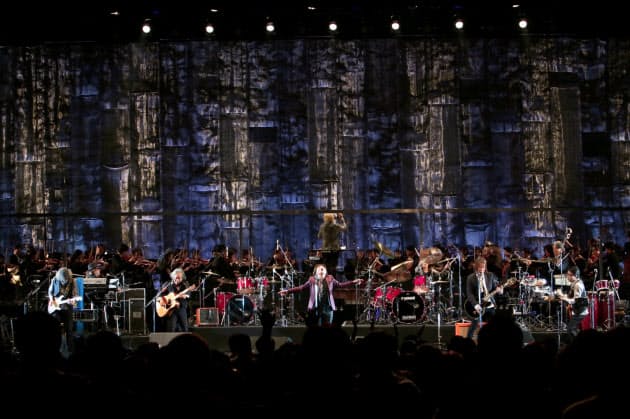 甲斐バンド 60人のオーケストラと共演 Nikkei Style 甲斐バンド 60人のオーケストラと共演 Nikkei Style