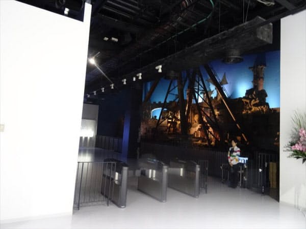 品プリの水族館 は酒も飲める大人の空間 日経bizgate