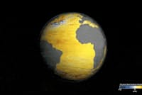 NASAの人工衛星は、1992年から2014年までの地球の海面水位の変化を測定してきた。地球儀上の青い色の海域では海面水位は低下していて、オレンジ色と赤の海域では上昇している。1992年以降、地球の海面水位は平均で約8cm上昇している。（Video courtesy NASA’s Scientific Visualization Studio）