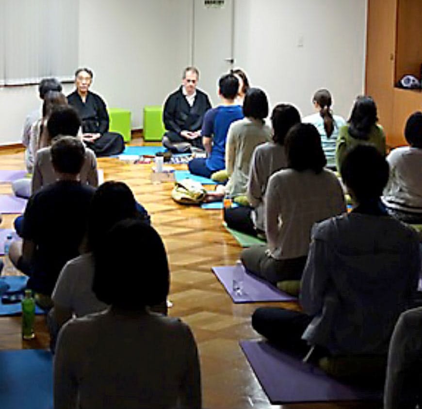 瞑想 うつ和らげる 心整える マインドフルネス Nikkei Style 瞑想 うつ和らげる 心整える マインドフルネス Nikkei Style