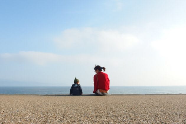 わが子でも可愛いと思えない 娘を愛せなかった母 Nikkei Style わが子でも可愛いと思えない 娘を愛せなかった母 Nikkei Style