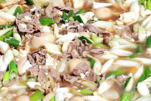 芋煮の肉といえば牛 豚 鶏 味つけは醤油 味噌 Nikkei Style 芋煮の肉といえば牛 豚 鶏 味つけは醤油 味噌 Nikkei Style