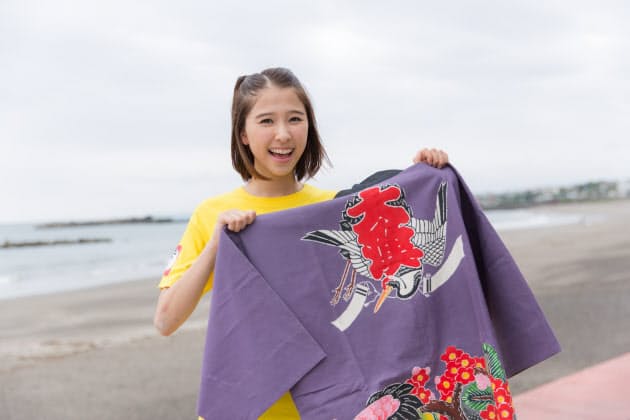 ももクロ玉井詩織 着物作りで 変な汗 動画あり Mono Trendy Nikkei Style