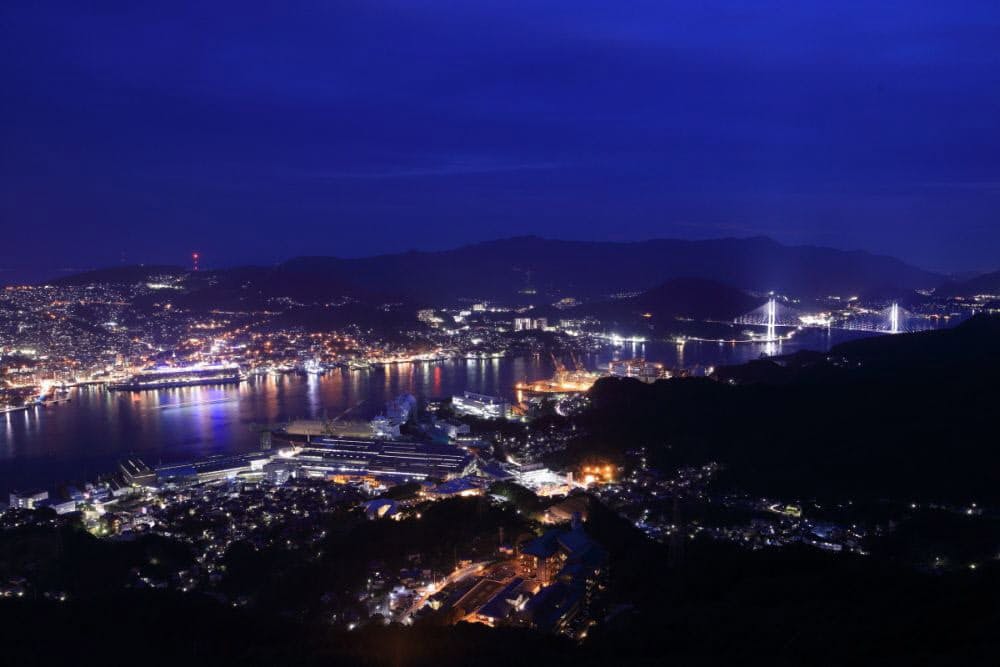 プロが教える写真術 日本三大夜景の長崎 稲佐山 Nikkei Style プロが教える写真術 日本三大夜景の長崎 稲佐山 Nikkei Style
