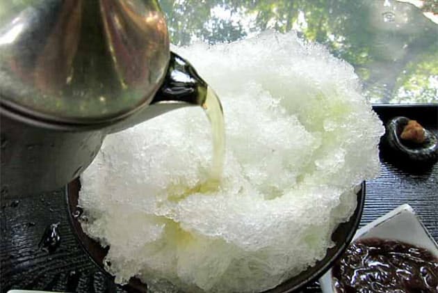 蜜をかけたかき氷 せんじ すい みぞれ 何と呼ぶ Nikkei Style