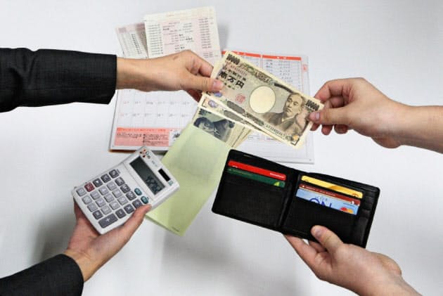 新婚共働き夫婦 ガラス張り収支で家計も円満に マネー研究所 Nikkei Style