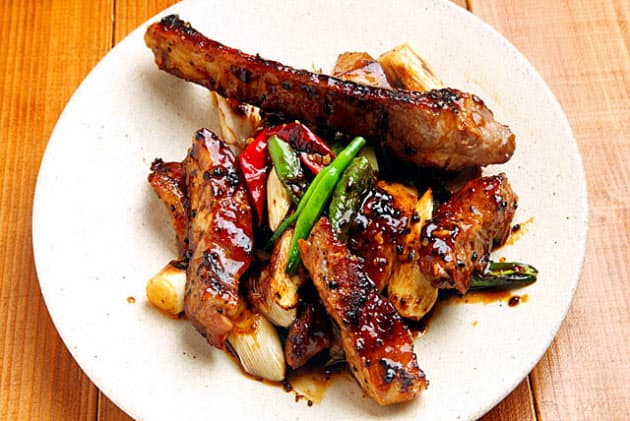 鉄板中華 高級食材手ごろに 鍋とは違う味の奥行き Nikkei Style