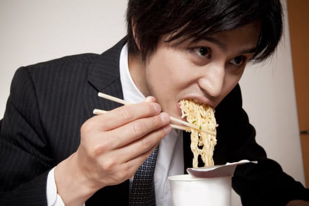 そのコンビニ昼食ならこれ足して パターン別栄養テク Nikkei Style そのコンビニ昼食ならこれ足して パターン別栄養テク Nikkei Style