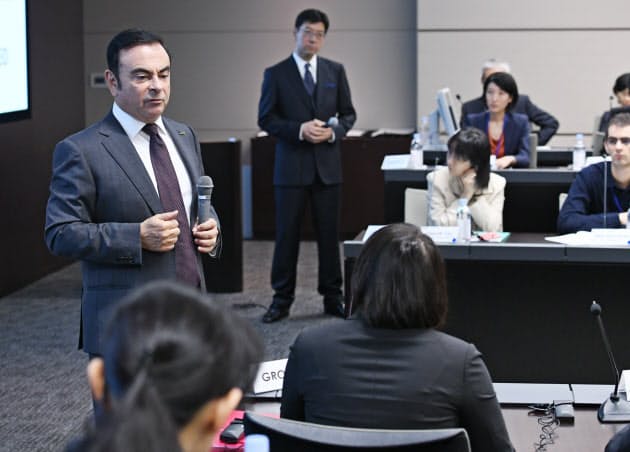 現状維持は許されない時代に ゴーンの法則 リーダー育成を阻む日本の文化 10 Nikkei Style 現状維持は許されない時代に ゴーンの法則 リーダー育成を阻む日本の文化 10 Nikkei Style