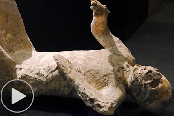 脳が溶けガラス化 古代ローマ噴火の死因に2つの新説 Nikkei Style 脳が溶けガラス化 古代ローマ噴火の死因に2つの新説 Nikkei Style