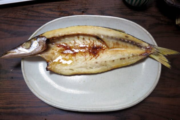 アジの干物にも背開き 腹開き よく観察してみると グルメクラブ Nikkei Style