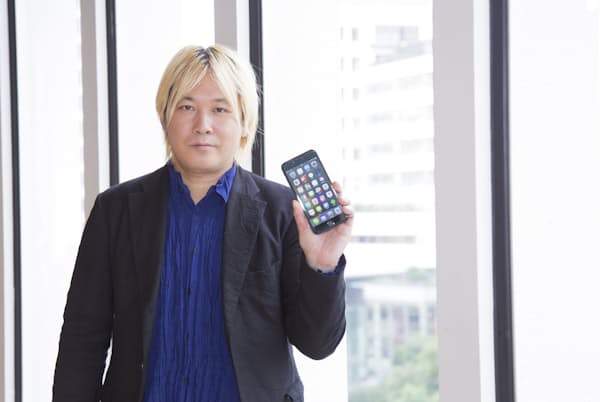 津田大介 Iphone 7 Plus スマホ2台持ちやめられる Mono Trendy Nikkei Style