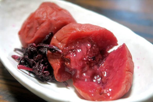 しょっぱくてすっぱい 昔ながらの梅干し 若狭町の梅 Nikkei Style しょっぱくてすっぱい 昔ながらの梅干し 若狭町の梅 Nikkei Style