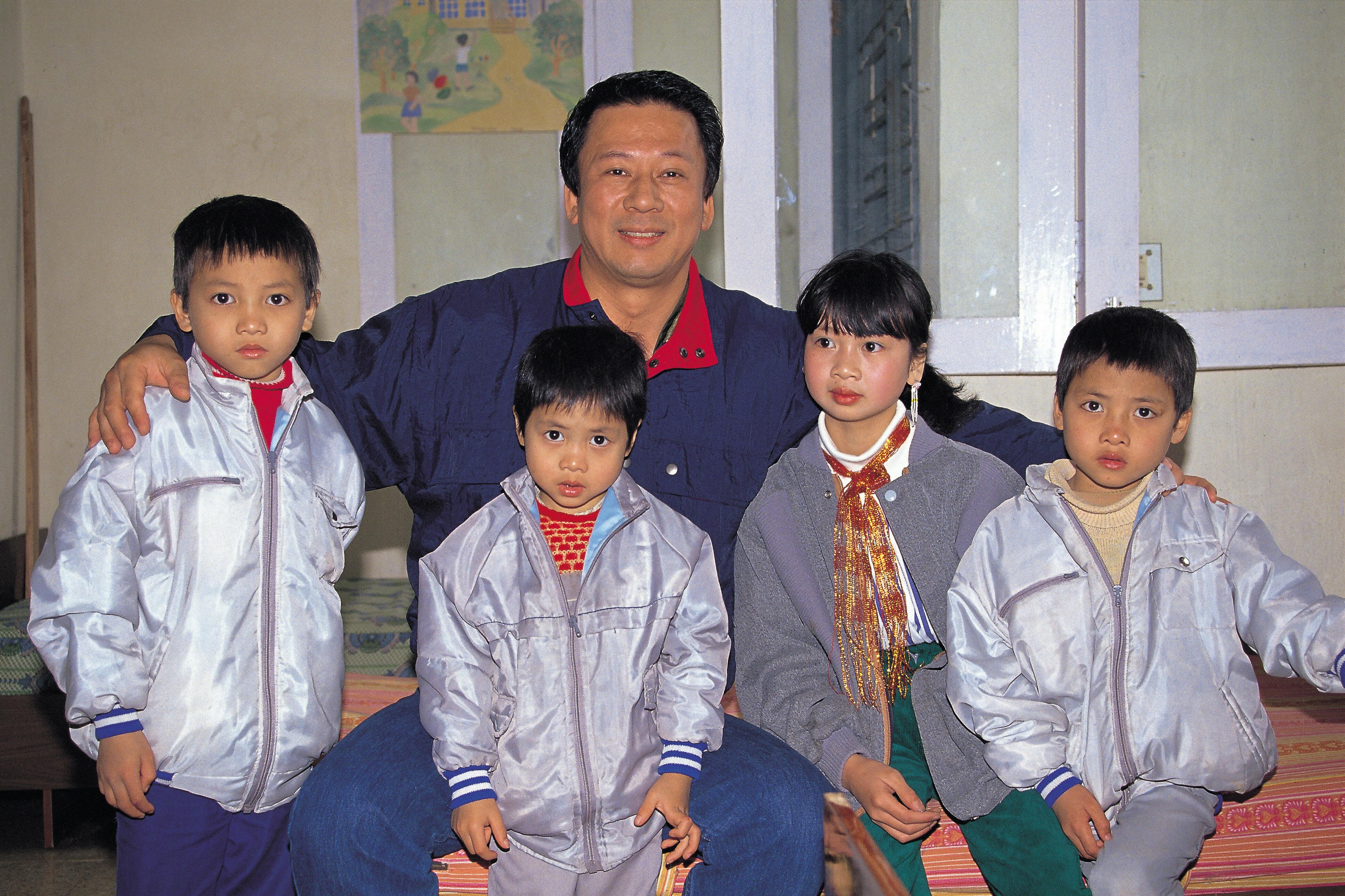 杉さん ベトナムに176人の 子供 孤児を支え28年 出世ナビ Nikkei Style
