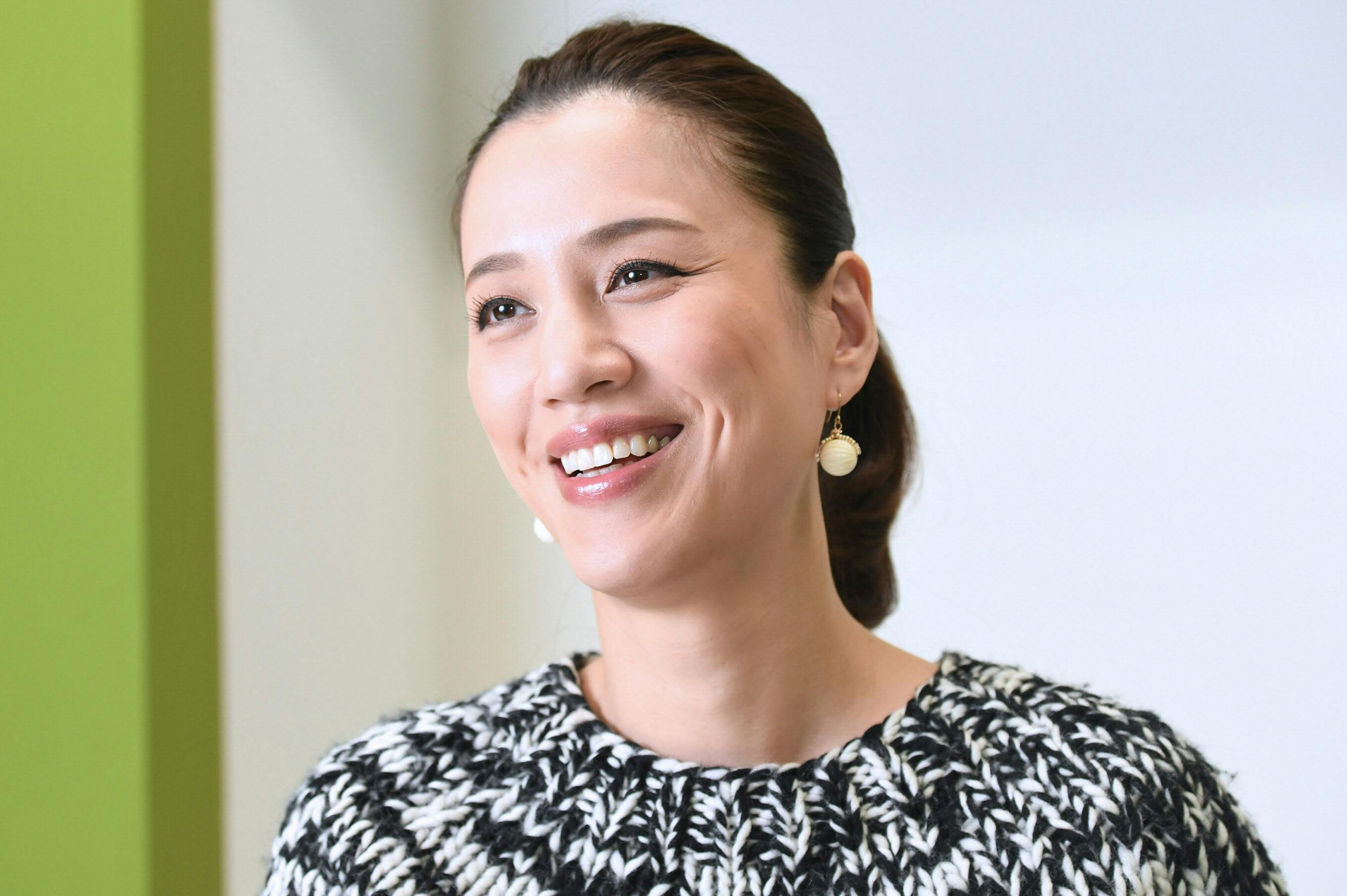 遼河はるひさん 干渉しない両親 自由に道を選べた Nikkei Style 遼河はるひさん 干渉しない両親 自由に道を選べた Nikkei Style