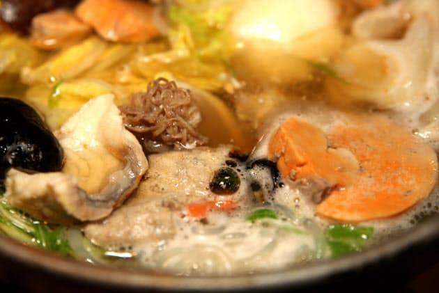 あんこう鍋 シメに焼きそば しょうゆがつなぐ港の味 Nikkei Style あんこう鍋 シメに焼きそば しょうゆがつなぐ港の味 Nikkei Style