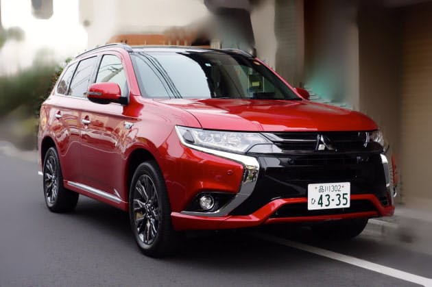 アウトランダーphev 理屈のエコカーが生きる道 Nikkei Style アウトランダーphev 理屈のエコカーが生きる道 Nikkei Style