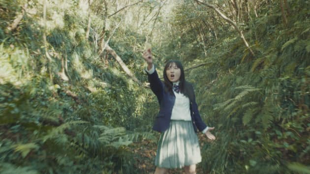 歌うま女子高生 は誰 湖池屋ポテチcmに大反響 エンタメ Nikkei Style