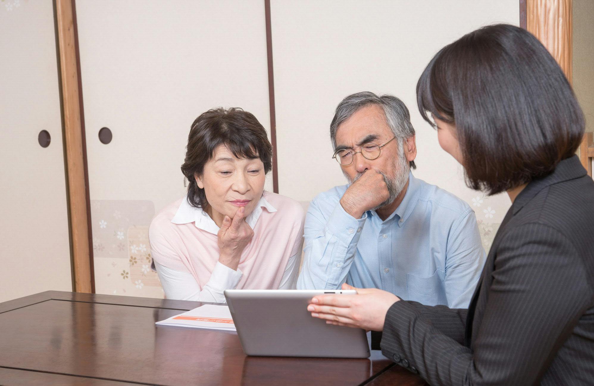 高齢者の財産守れ 関連法改正 投資まがい商品にも網 マネー研究所 Nikkei Style