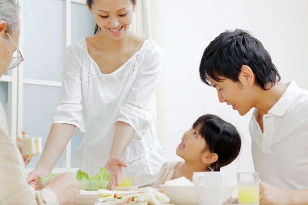 家族の幸せvs自分のキャリア 転職で両立させる秘訣 Nikkei Style 家族の幸せvs自分のキャリア 転職で両立させる秘訣 Nikkei Style