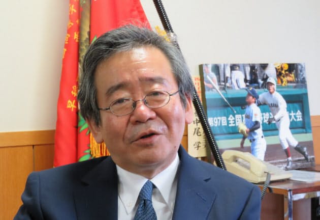 卒業生にテリー伊藤ら 個性豊か 清宮くんは数学にも本気 野球だけじゃない早実 Nikkei Style 卒業生にテリー伊藤ら 個性豊か 清宮くんは数学にも本気 野球だけじゃない早実 Nikkei Style