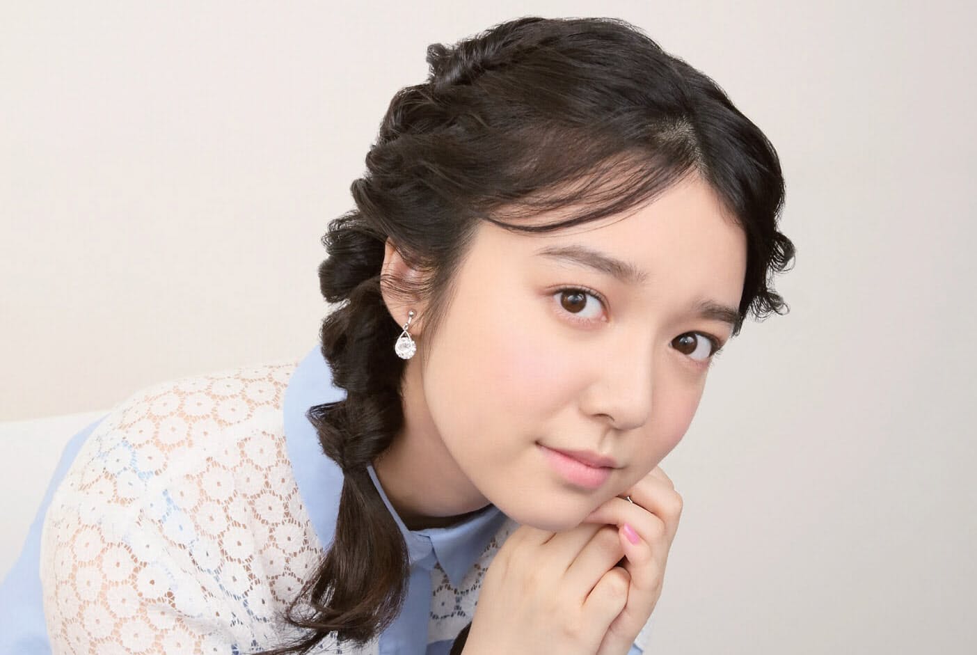 君の名は の上白石萌音 軸は 真っ白な自分 Nikkei Style 君の名は の上白石萌音 軸は 真っ白な自分 Nikkei Style