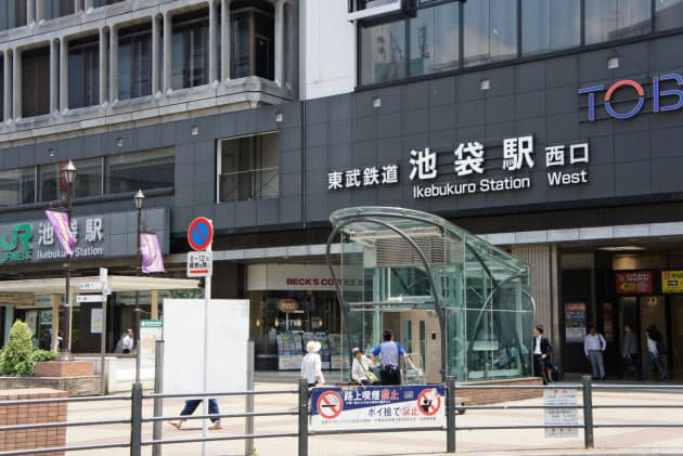 池袋駅最大の謎 なぜ 東が西武で西 東武 なのか Nikkei Style 池袋駅最大の謎 なぜ 東が西武で西 東武 なのか Nikkei Style